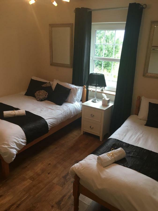 Drumhouse Guesthouse Knock  Eksteriør billede
